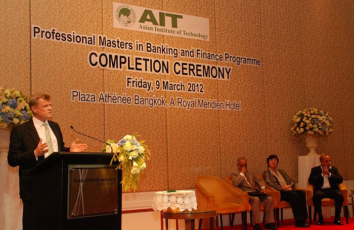 21 students complete Professional Masters in Banking and Finance