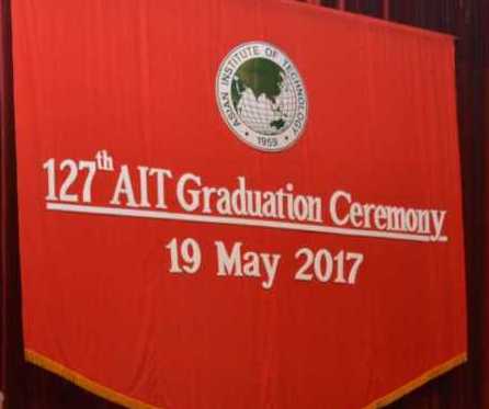 22 students awarded prizes of excellence at 127th Graduation