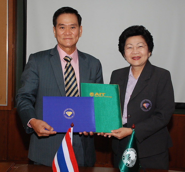 AIT and Bangkok University enter three-year partnership