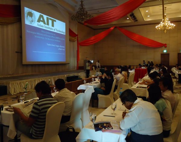 AIT unveils 40 annual Norwegian scholarships for Myanmar students