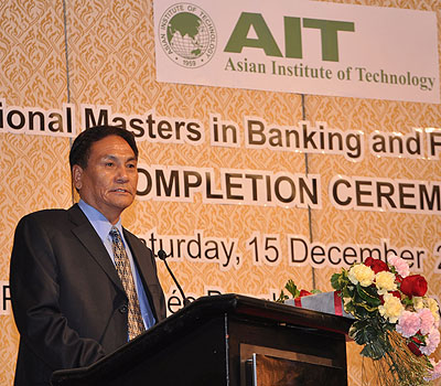 Bhutan and Bangladesh senior bankers address 2012 graduates of PMBF